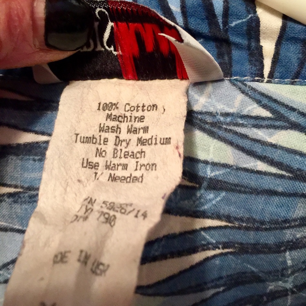 Short sleeve tropical summer top/over shirt. - Picture 5 of 5